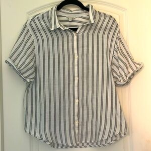 Large Lucky Brand 100% cotton stripes button up top, like new! Worn once/twice